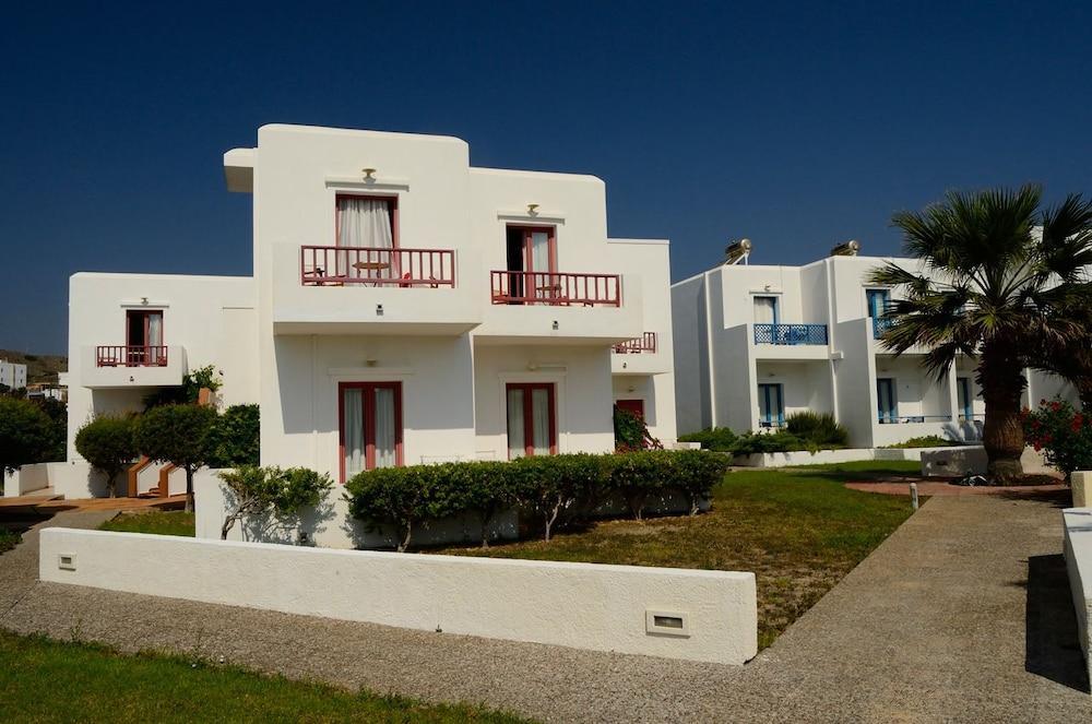 Maltezana Beach Hotel Exterior photo